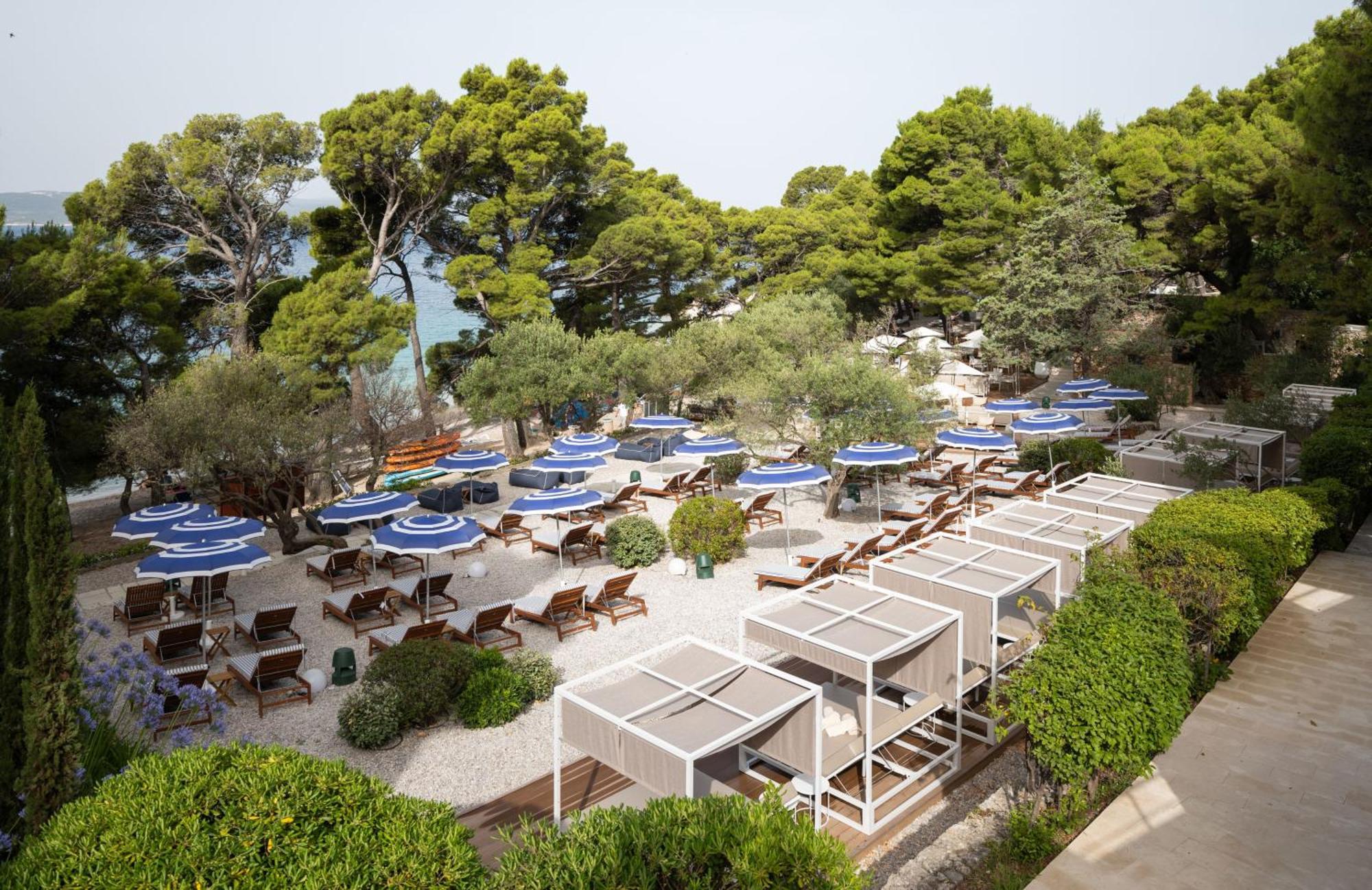 Bluesun Hotel Maestral Brela Buitenkant foto